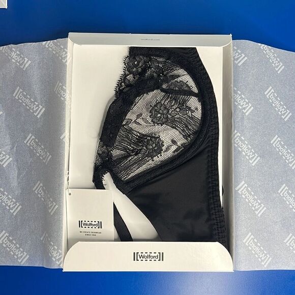 NWT Wolford Venus Lace Bra 36B Black - Picture 13 of 16